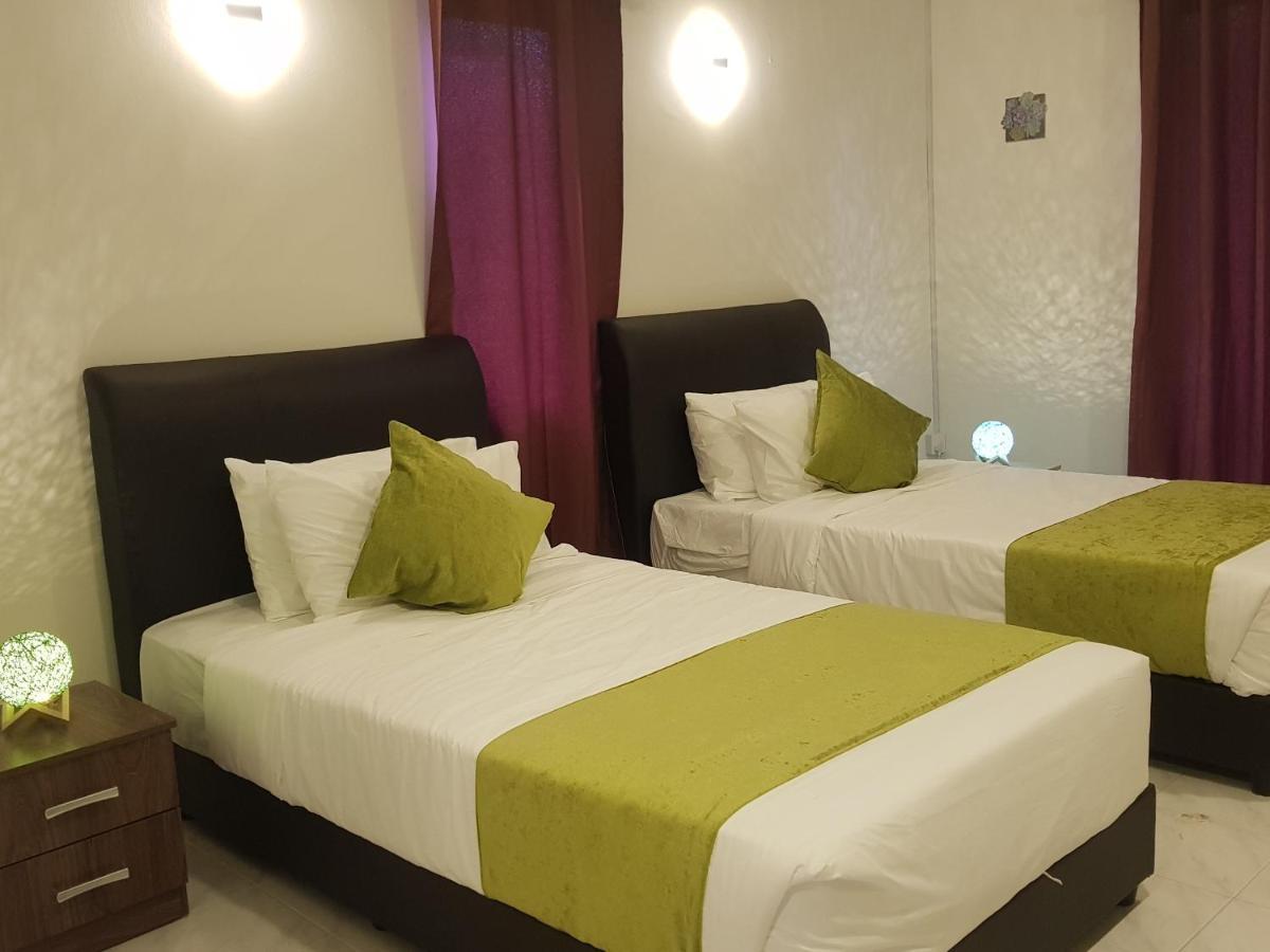 Pangkor Holiday Resort Kampong Sungai Udang Ngoại thất bức ảnh